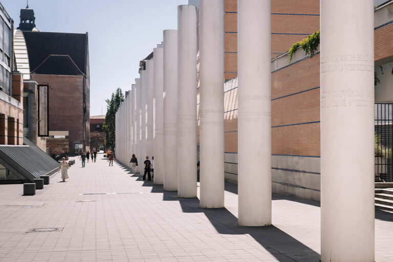 Cluster of Excellence “Transforming Human Rights”